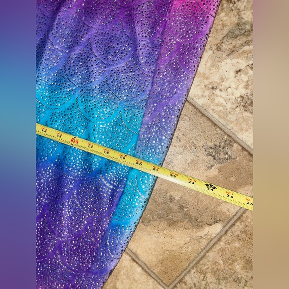 💜🧜‍♀️ 🩷Mermaid tail blanket 🩷🧜‍♀️💜 - Picture 5 of 6